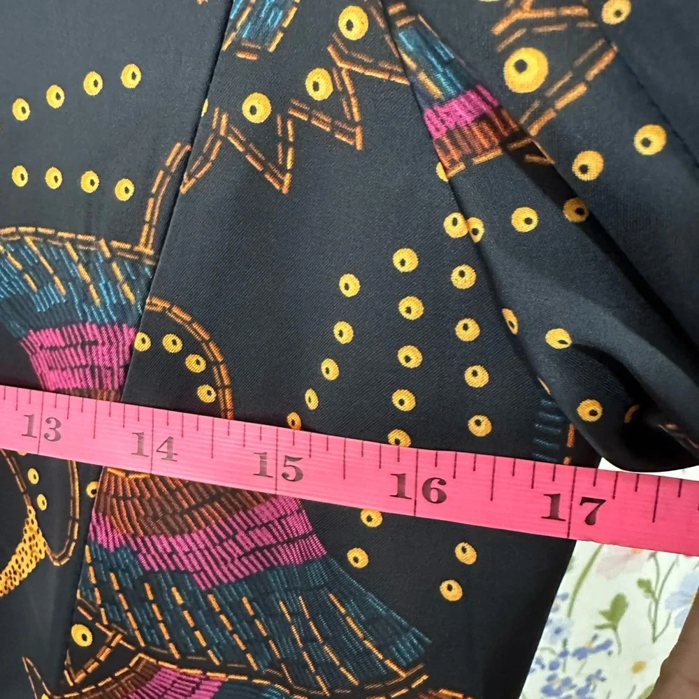 House of Harlow 1960 Elegant Black and Gold Blazer
